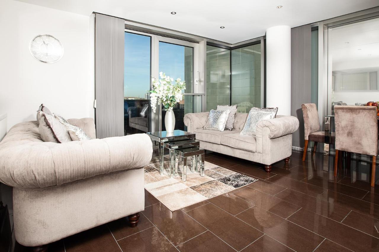 2 Bedroom 2 Bathroom Apartment In Central Milton Keynes With Free Parking And Smart Tv - Contractors, Relocation, Business Travellers Extérieur photo