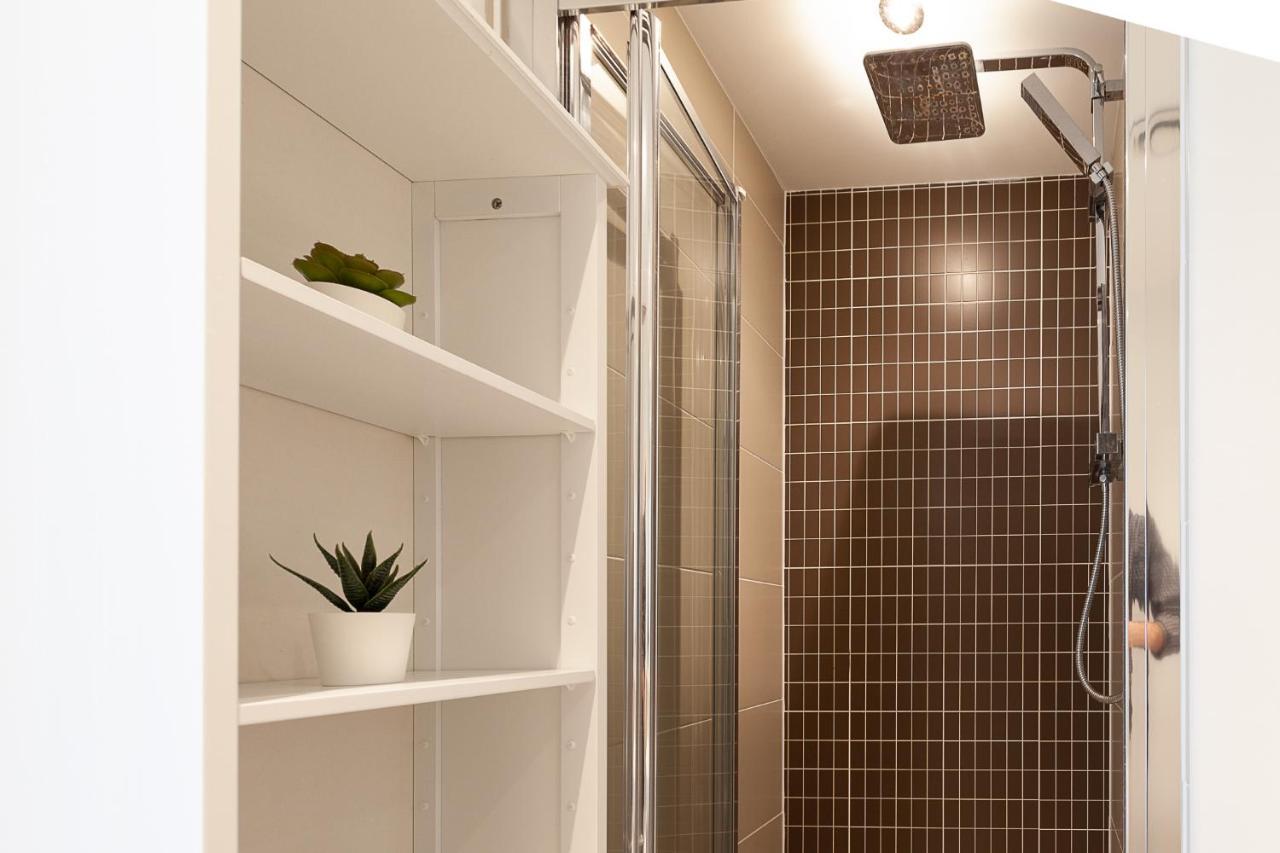 2 Bedroom 2 Bathroom Apartment In Central Milton Keynes With Free Parking And Smart Tv - Contractors, Relocation, Business Travellers Extérieur photo