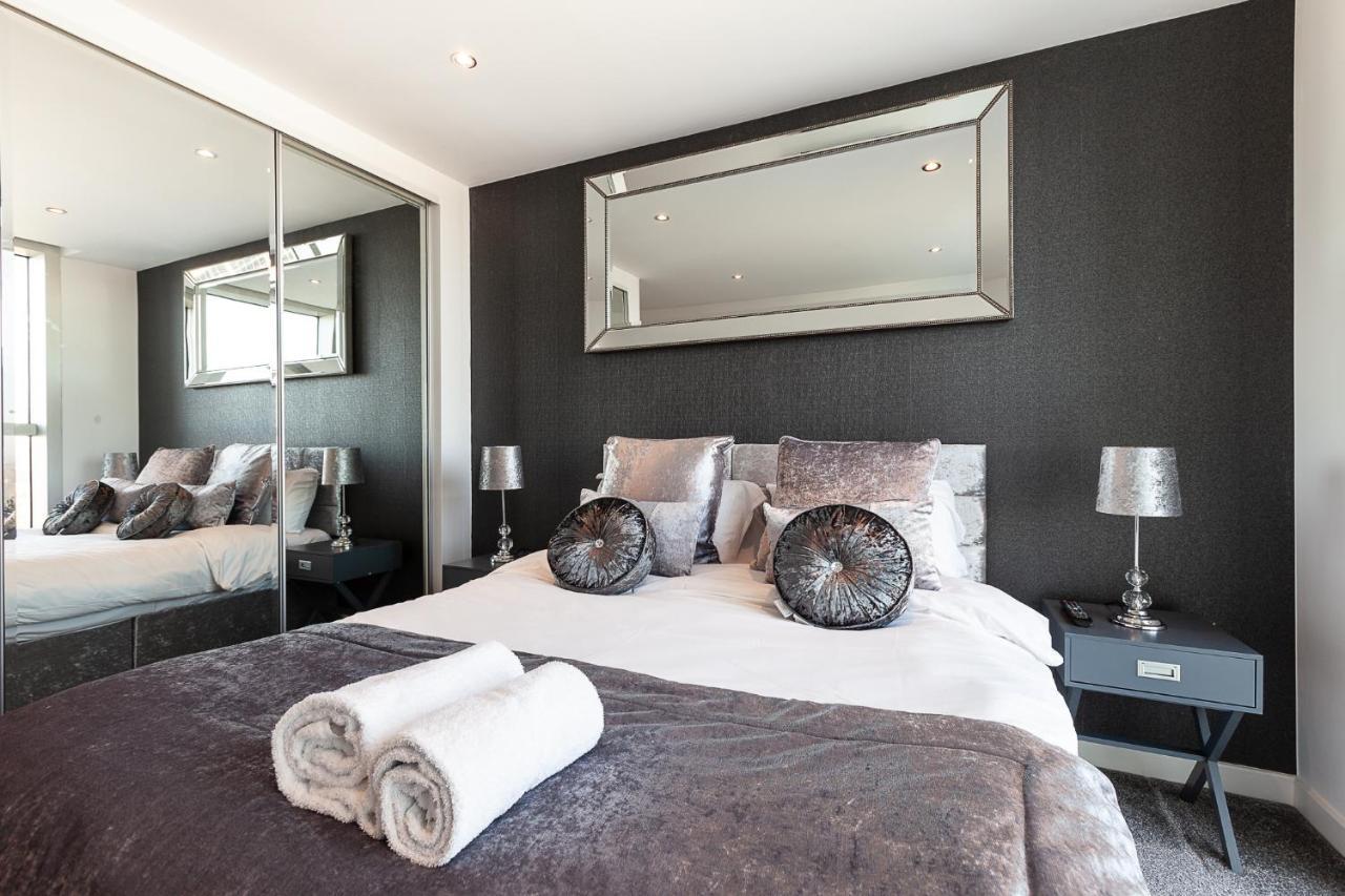 2 Bedroom 2 Bathroom Apartment In Central Milton Keynes With Free Parking And Smart Tv - Contractors, Relocation, Business Travellers Extérieur photo